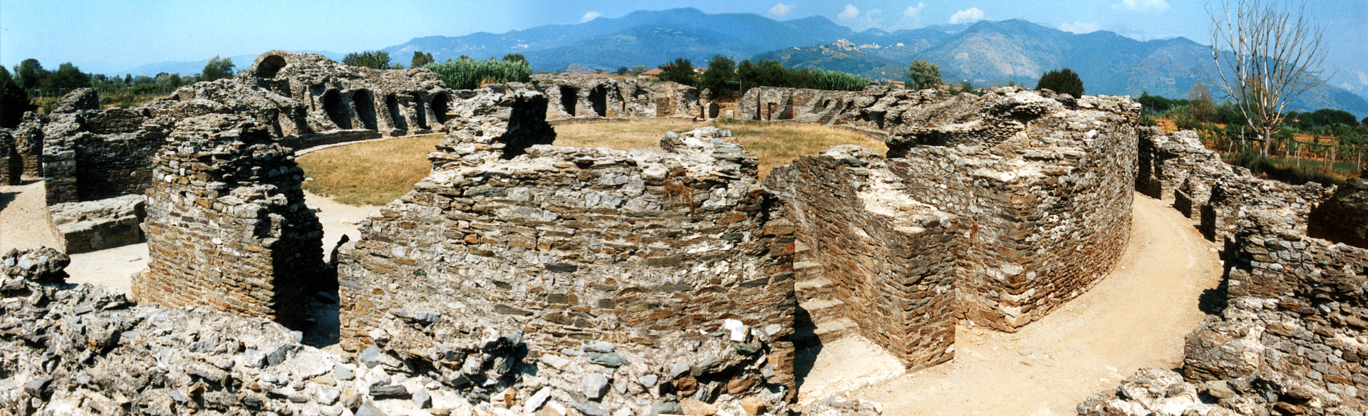 Luna (modern Luni, Italy)